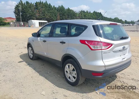 2015 Ford Escape S from USA, damaged, VIN 1FMCU0F77FUA13699
